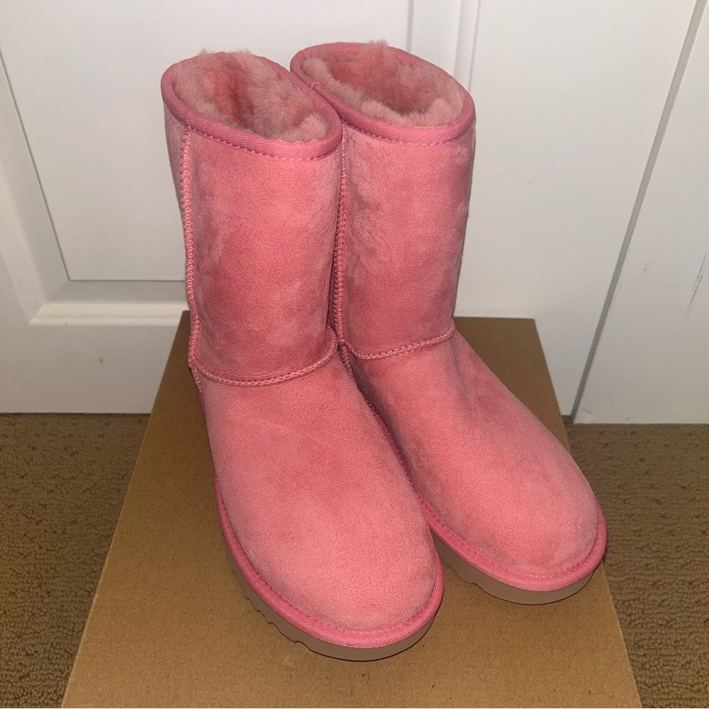 UGG Classic Short Boots